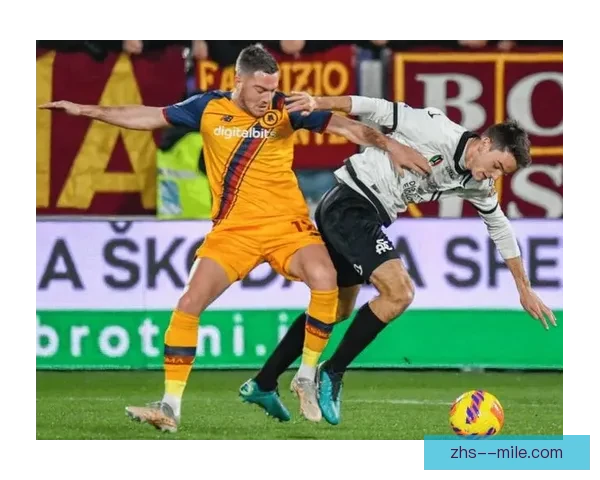 曼奇尼意甲主场头球破门打破罗马德比僵局引发全场沸腾