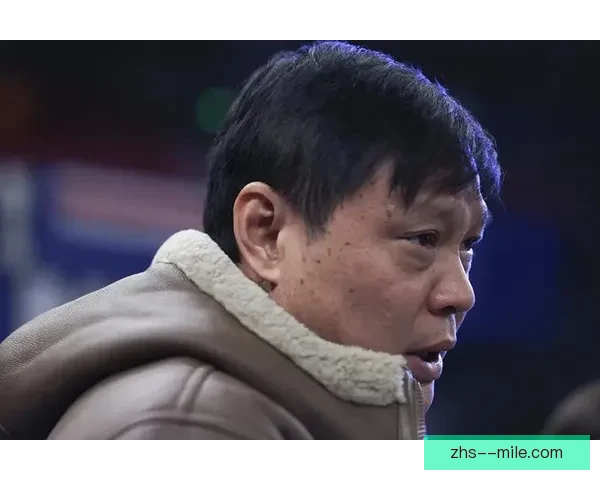 科尔·帕尔默连续荣膺切尔西月度最佳球员引关注